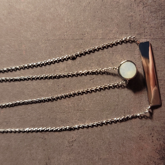 Charmed Aroma Necklace - Picture 2 of 3